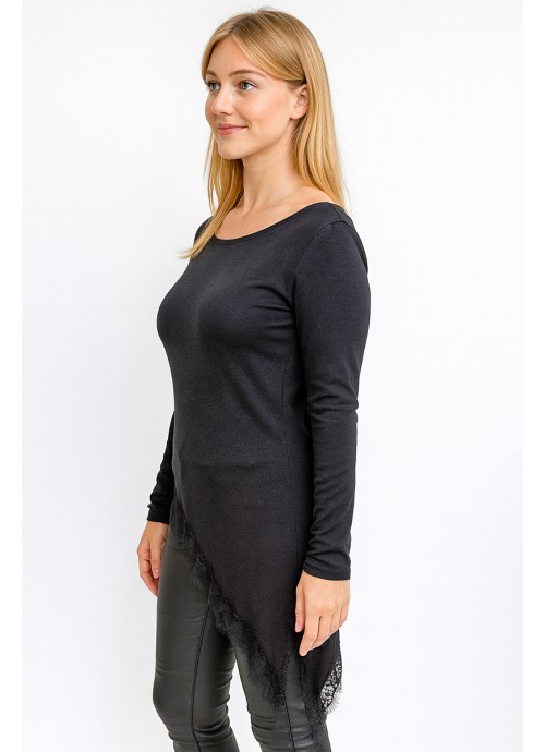 Μαύρη Ασύμμετρη μπλούζα με δαντελένιο τελείωμα